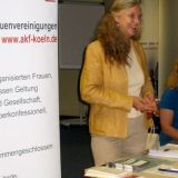 2011: Mut zum weiblichen Weg